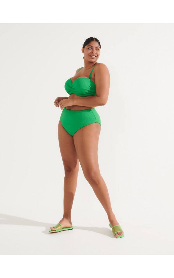 Cumpără astăzi online Chiloți bikini cu talie înaltă RESERVED 2296O 77X