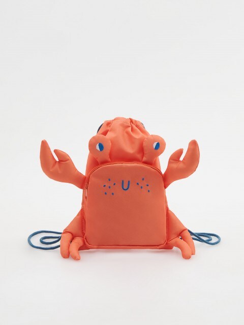Crab-shaped drawstring bag