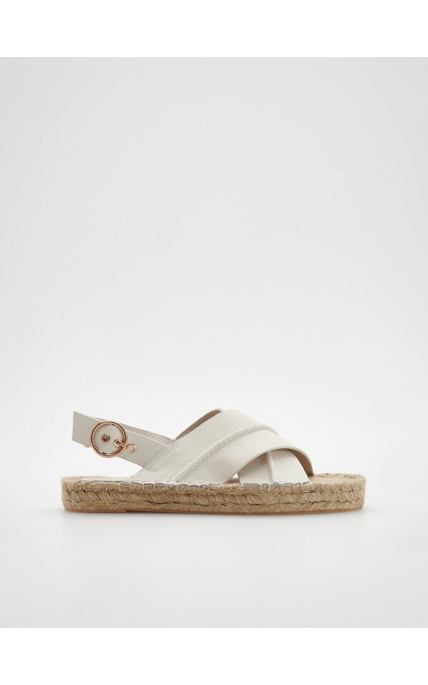 Buy online! Espadrilles avec empeigne en cuir, RESERVED, 1376L-01X