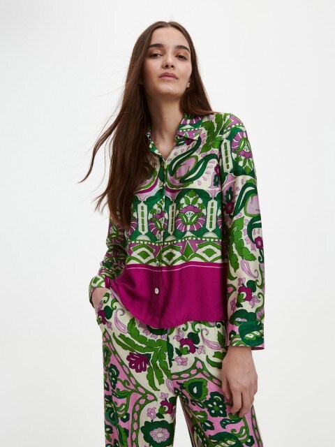 Patterned viscose shirt