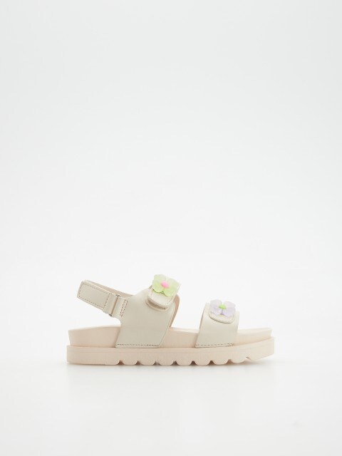 Sandals with appliqués