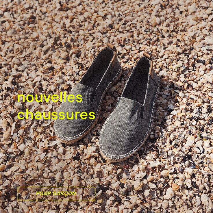 Shoes for long and short distances! Comfortable while playing outside! See the SS20 Collection for BOYS