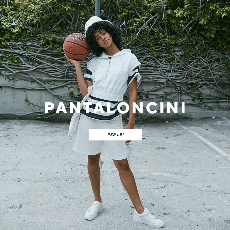 Shorts for woman - RESERVED