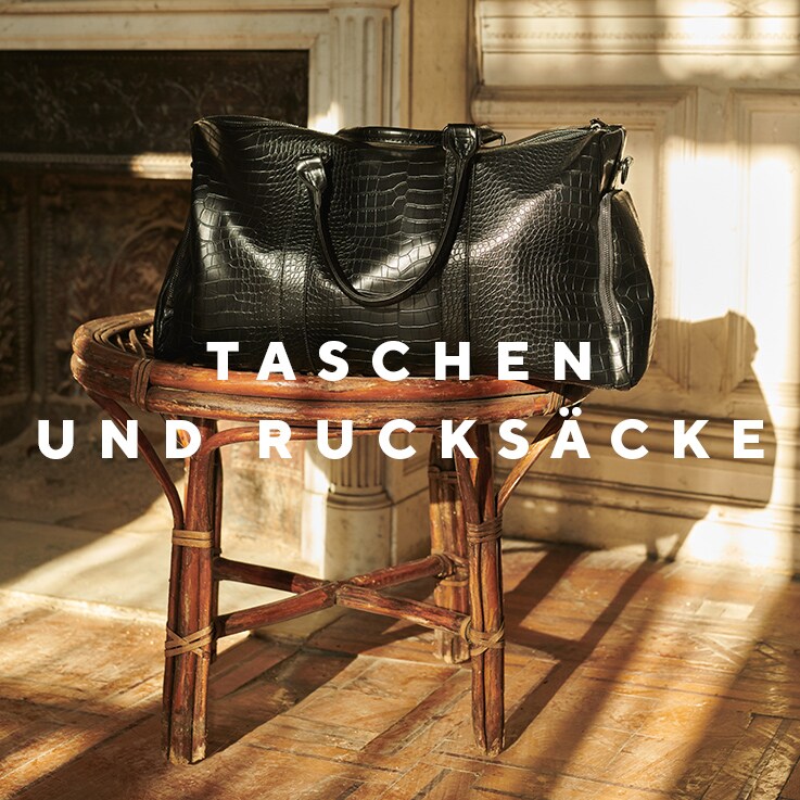 Bags and backpacks for Men