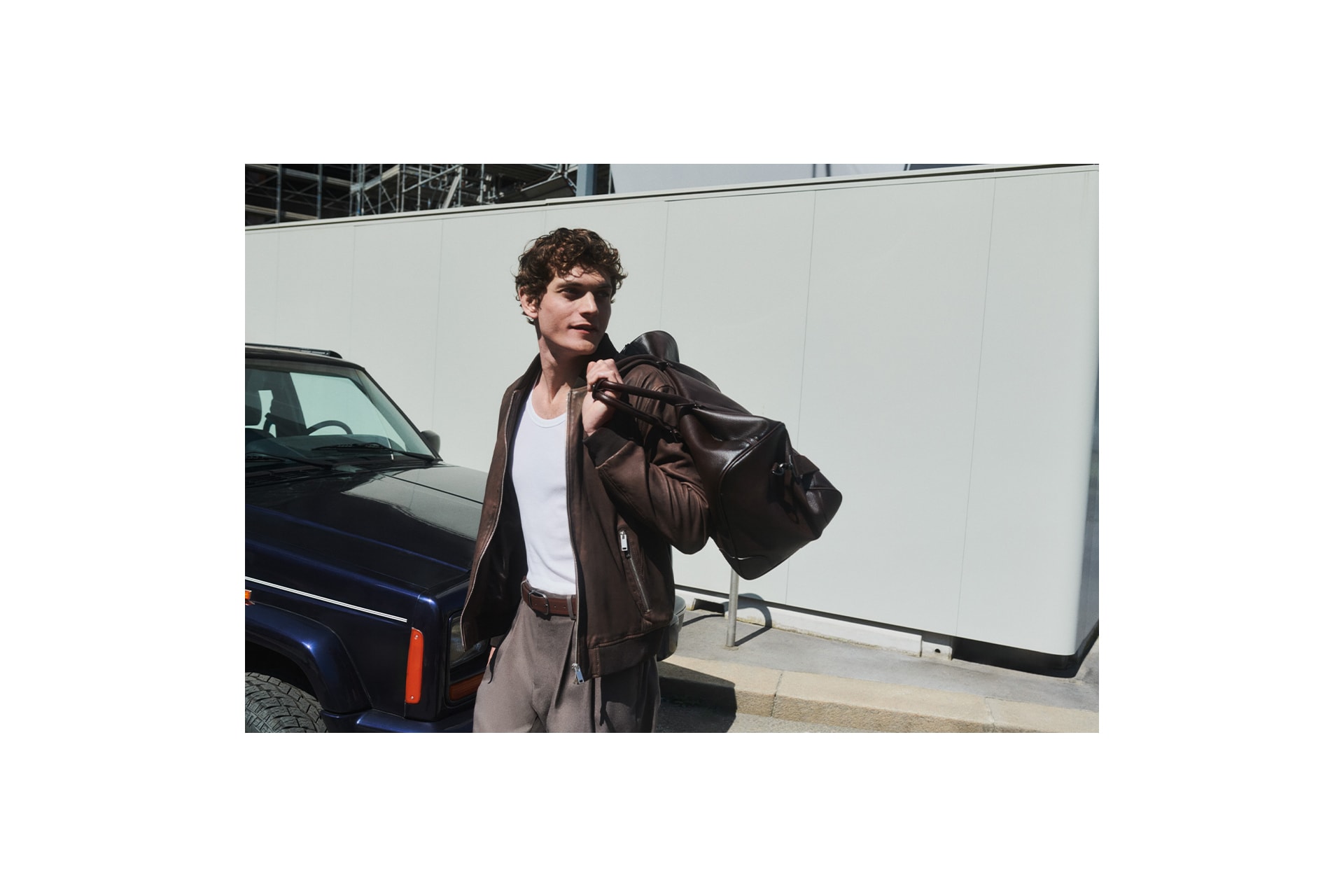 aw23-kampania-men-7.jpg