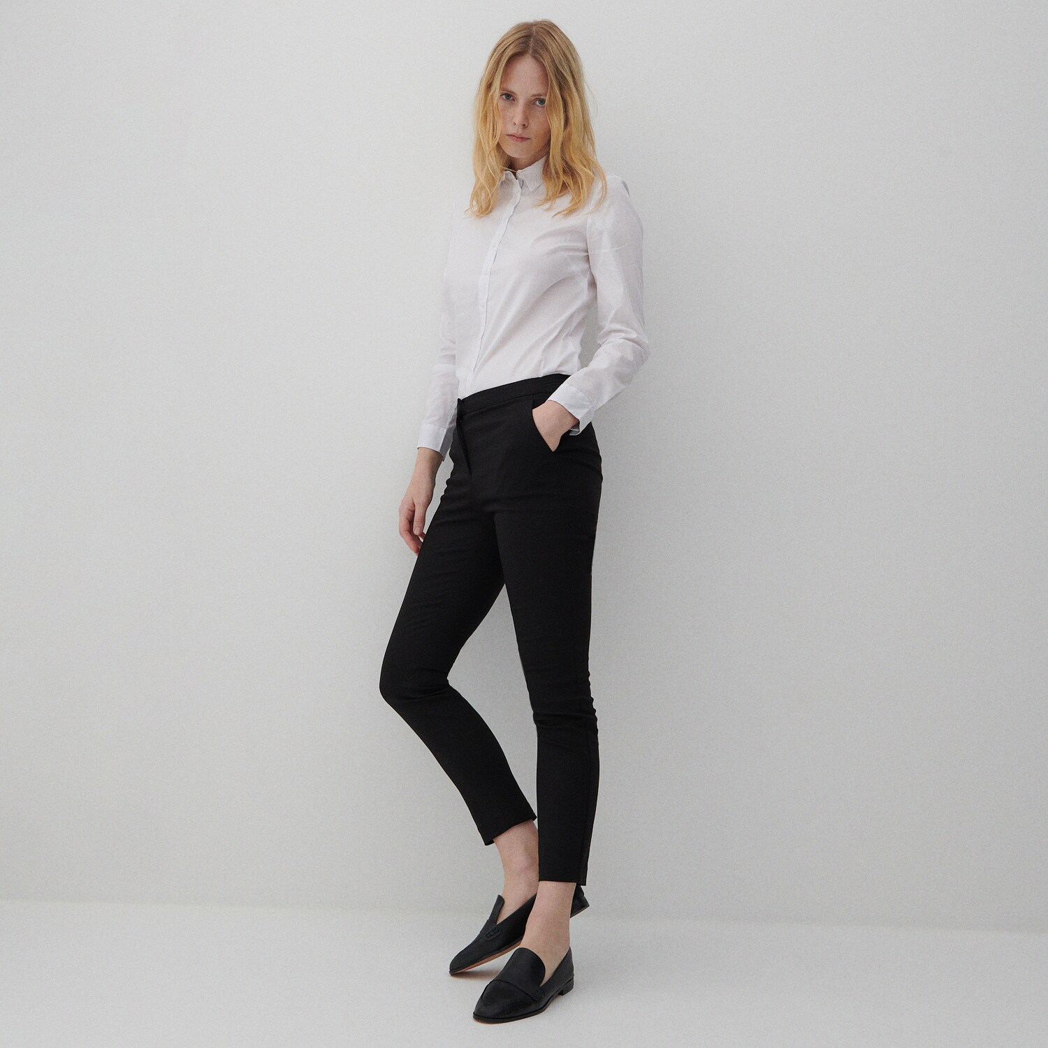 Elegantné nohavice s elastickým pásom