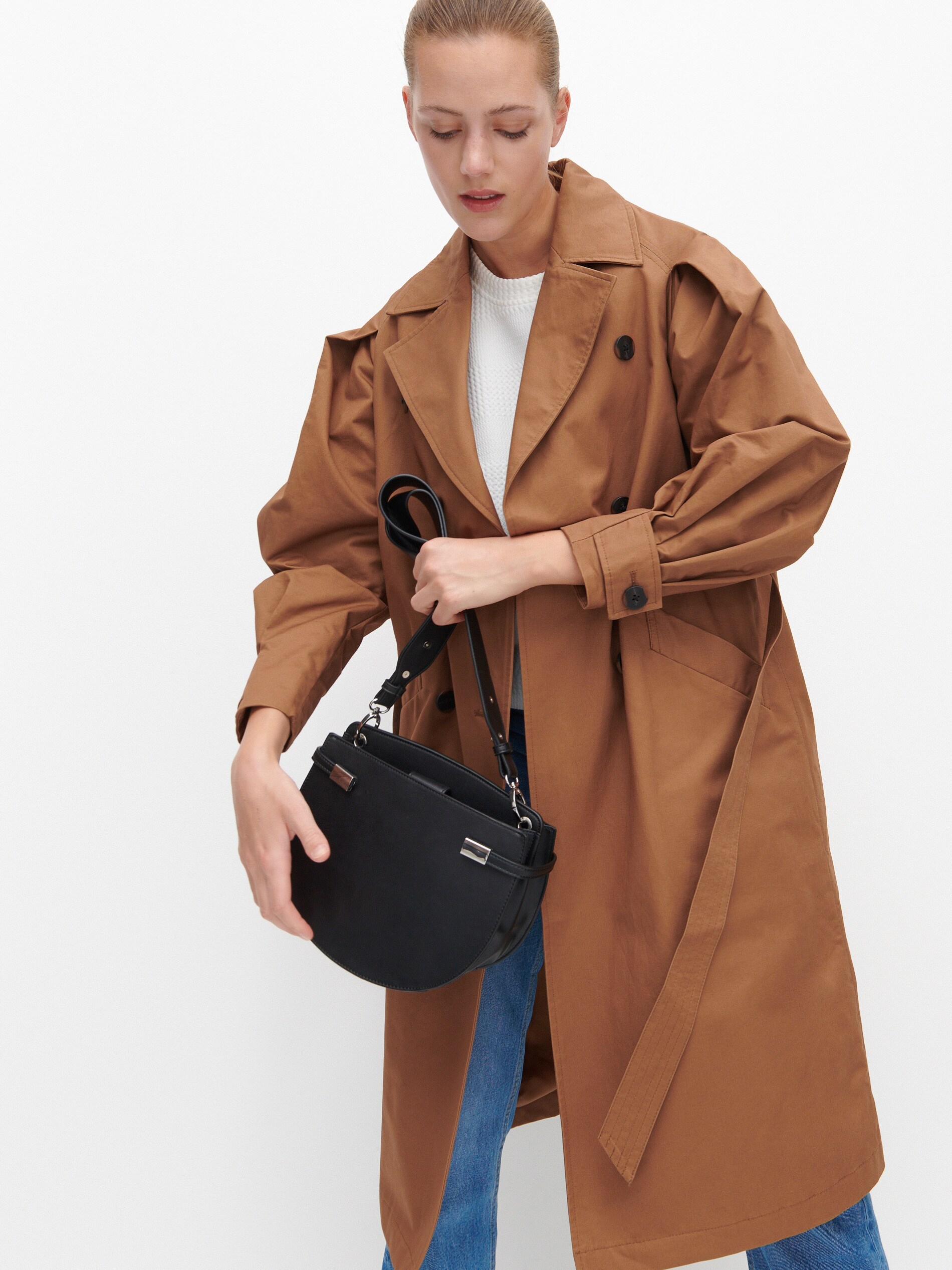 Kabelka s odnímateľnými ramienkami