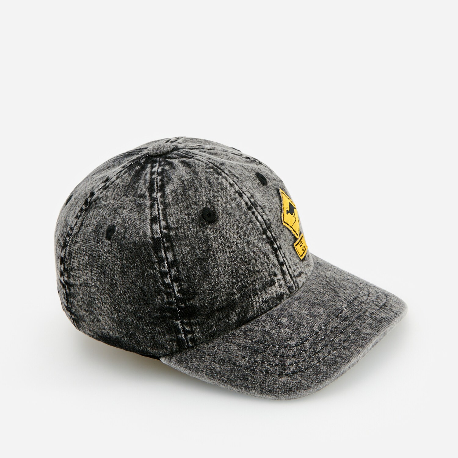 Šiltovka s nášivkou