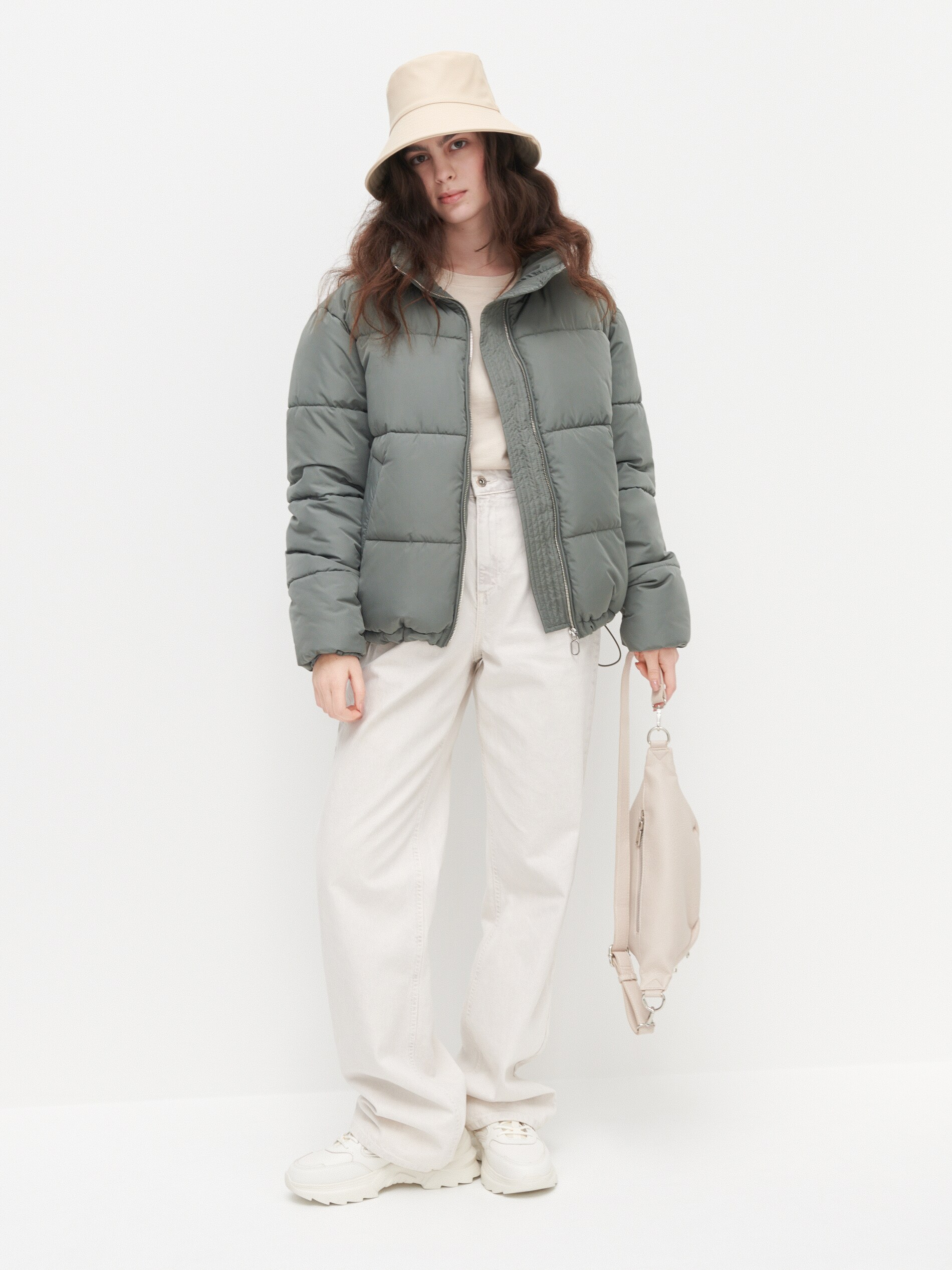 Prešívaná bunda s golierom