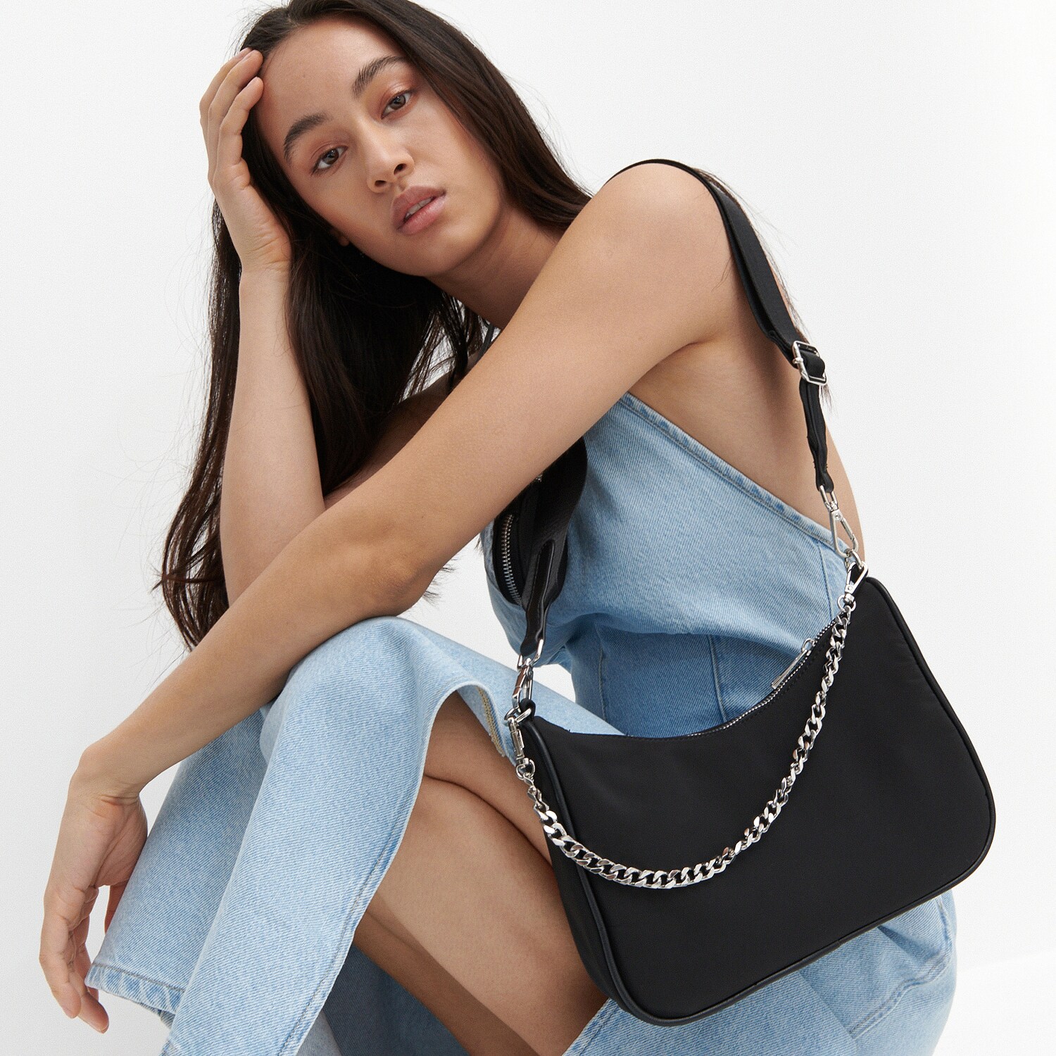 Súprava kabelky typu baguette s retiazkou a peňaženky