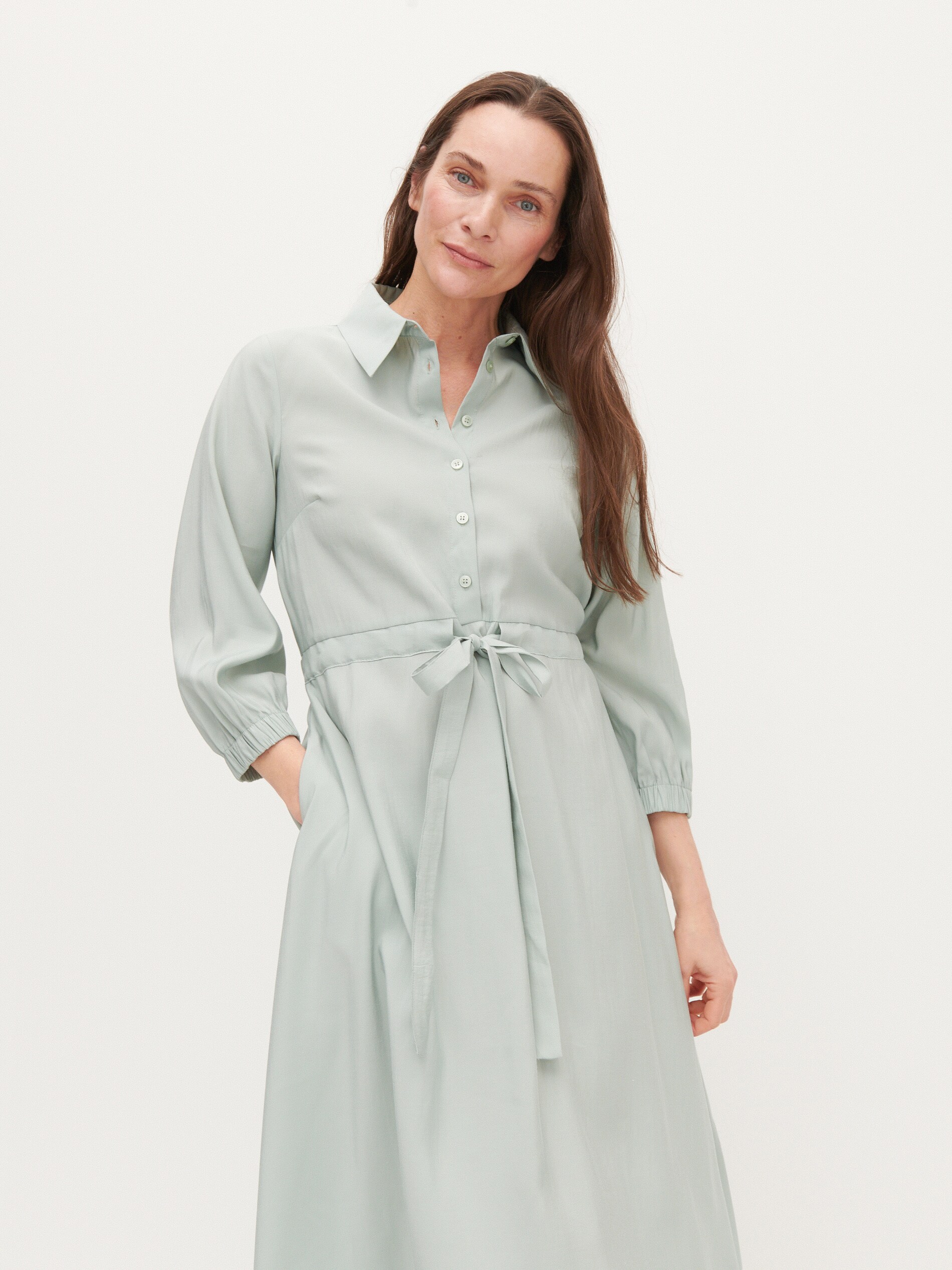 Košeľové midišaty