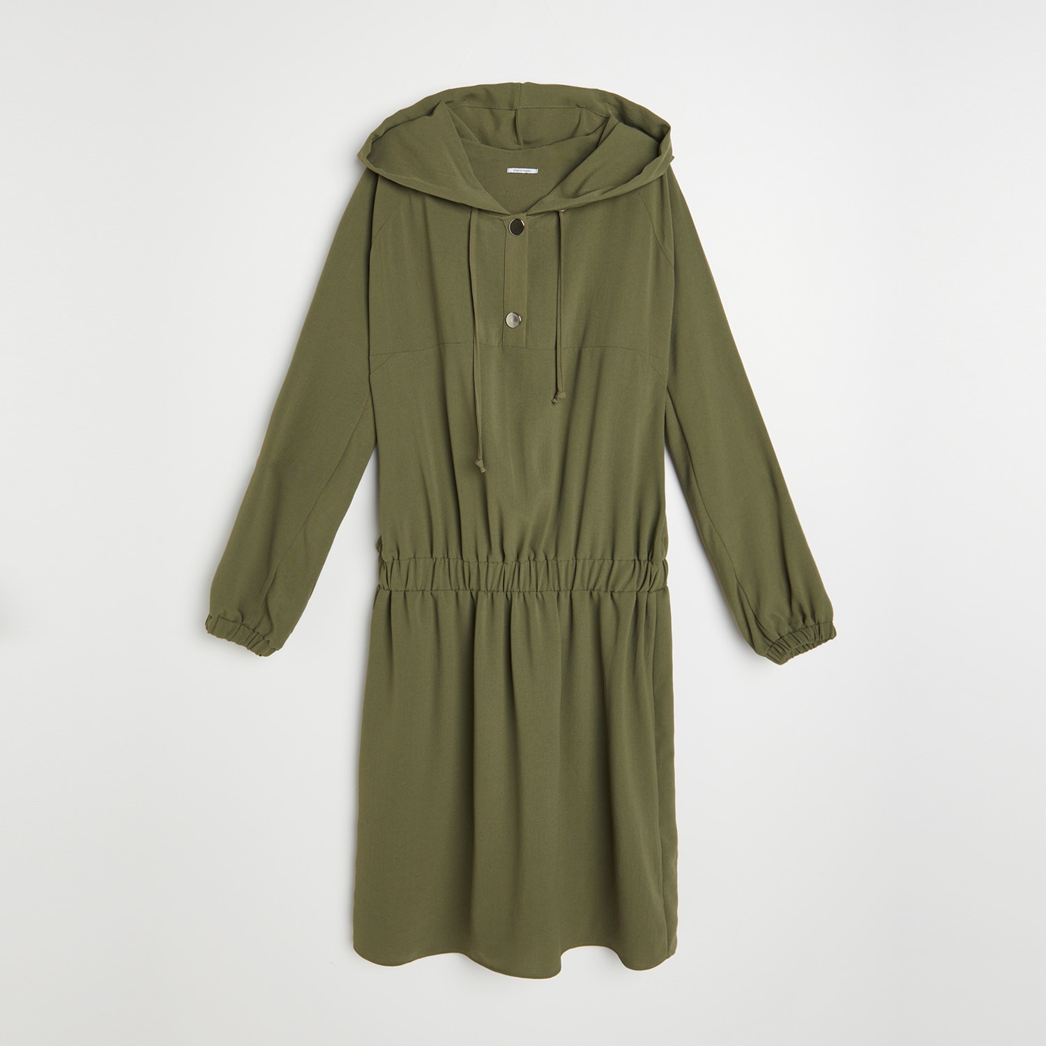 Šaty s kapucňou