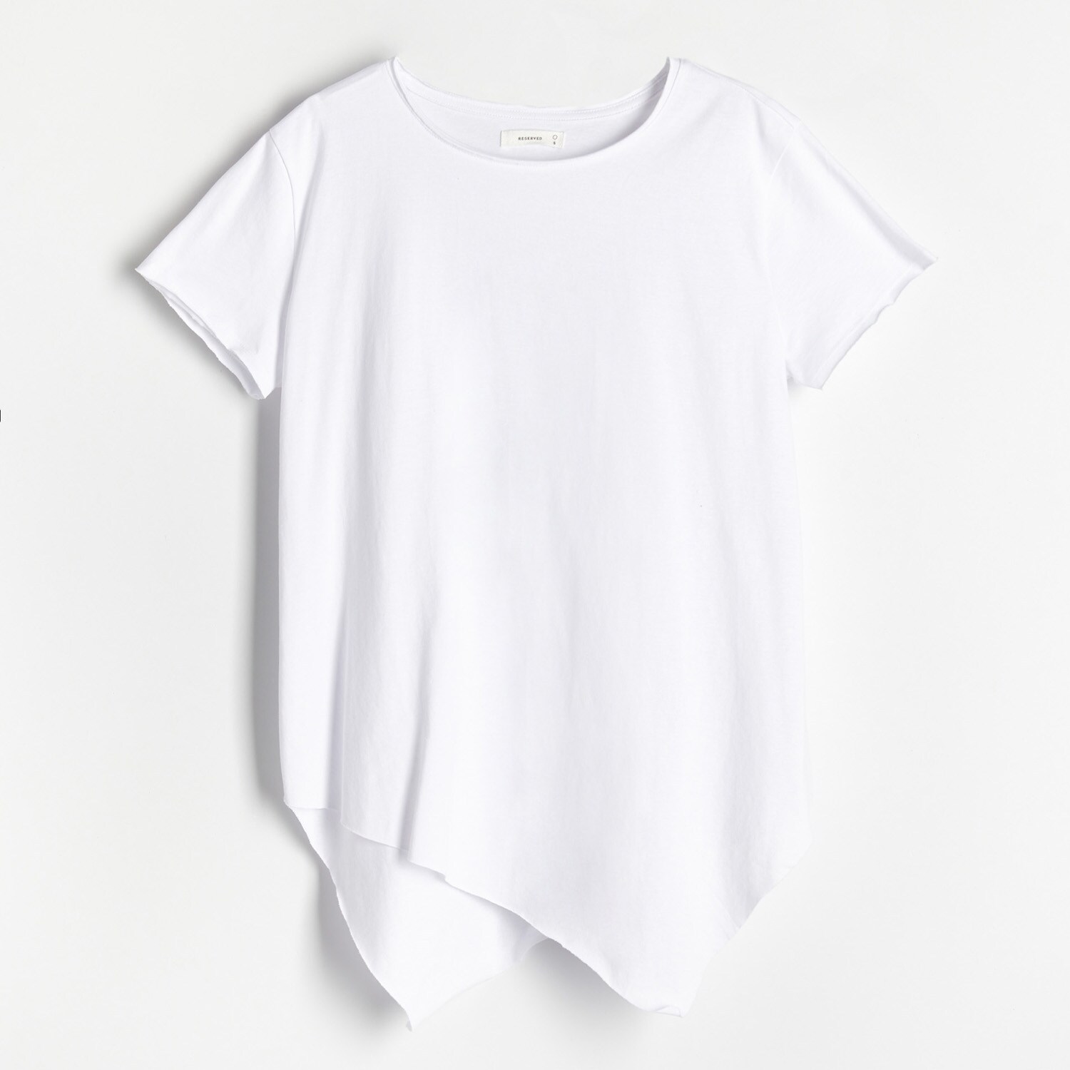 Hladké tričko s asymetrickým lemom