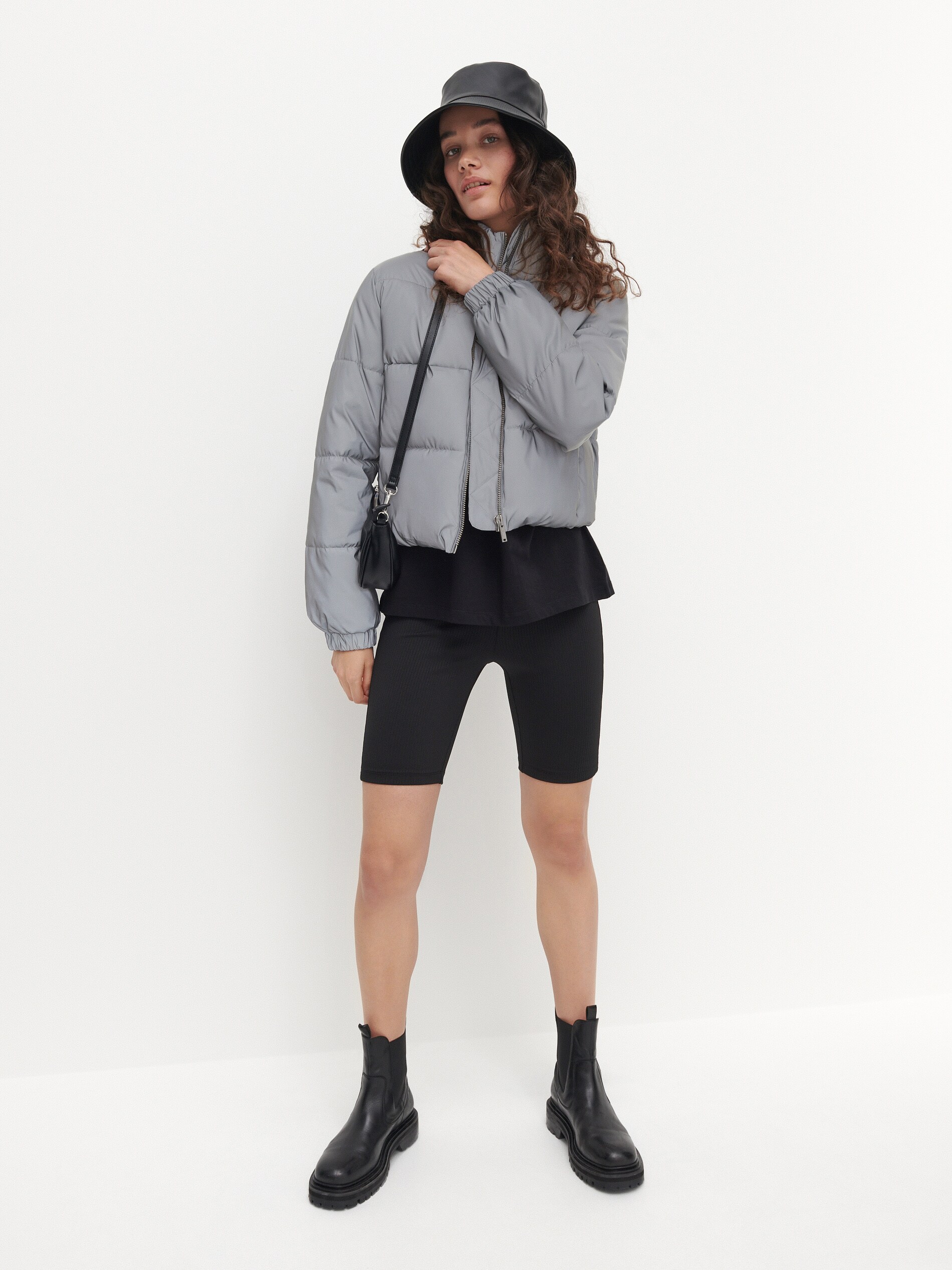 Bunda z reflexnej látky