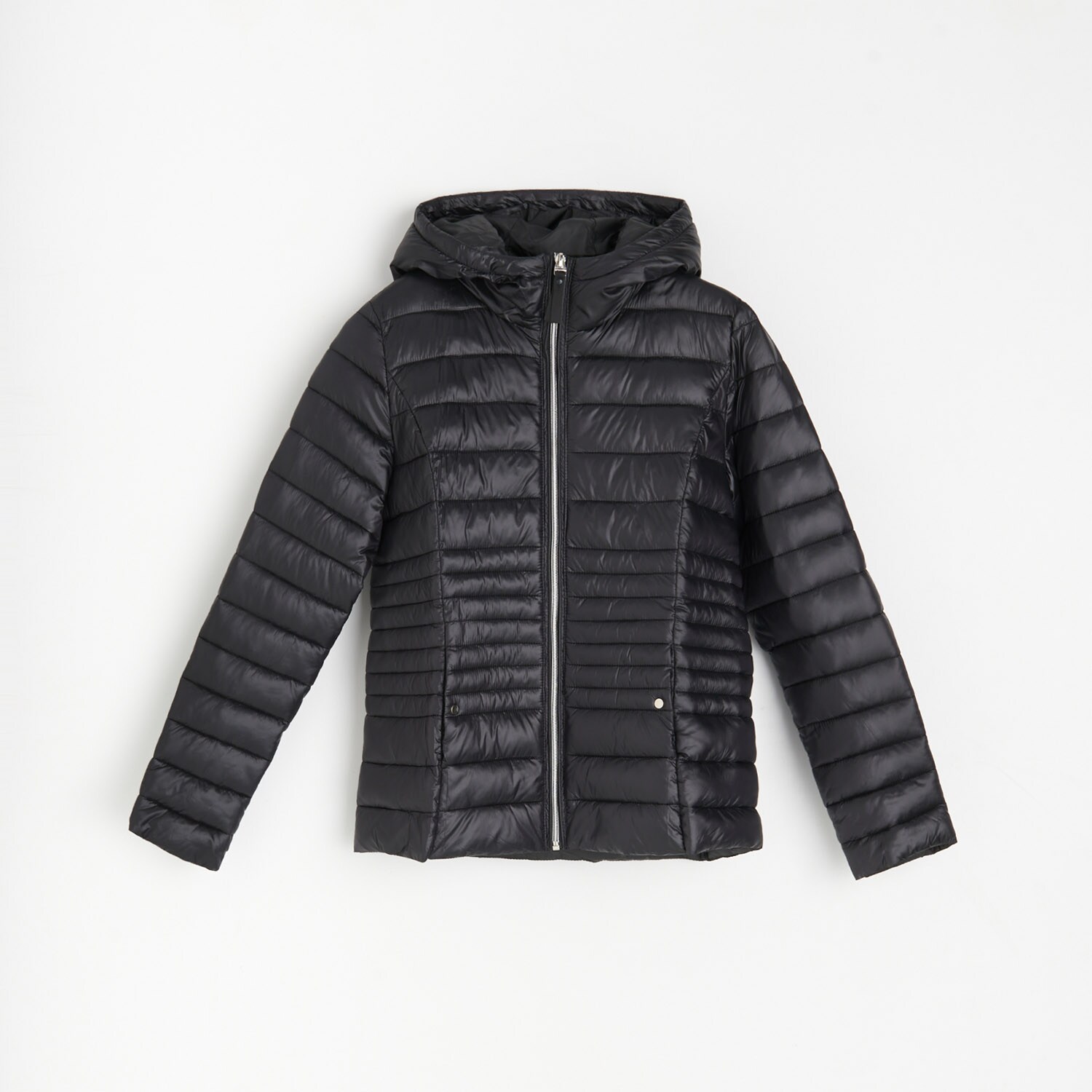 Prešívaná bunda s výplňou z recyklovanej látky