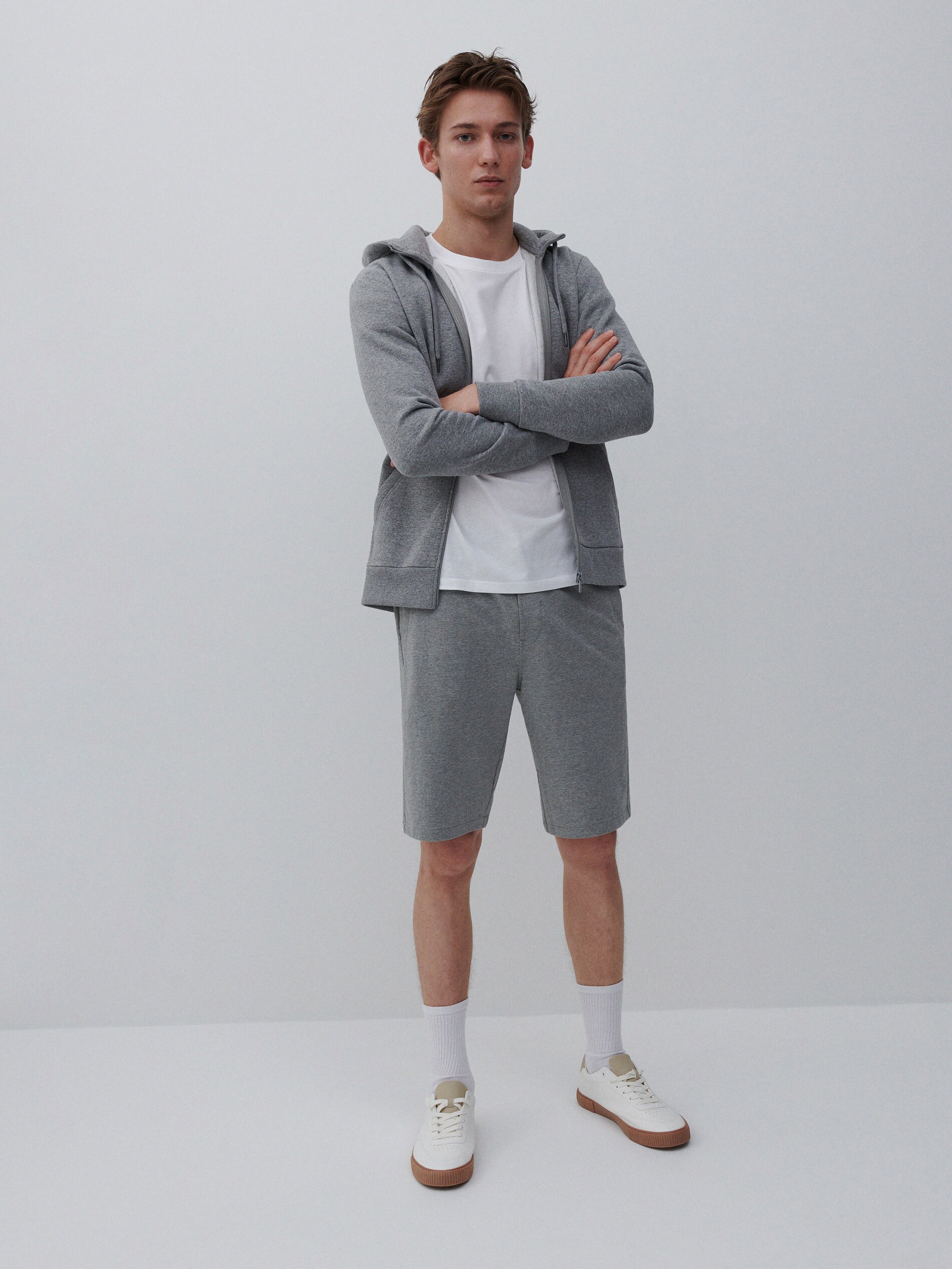 Basic teplákové šortky