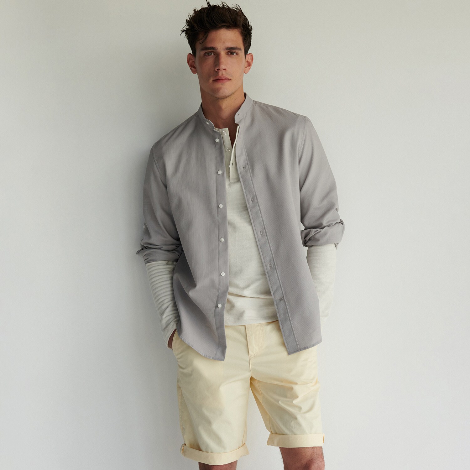 Hladké chino šortky