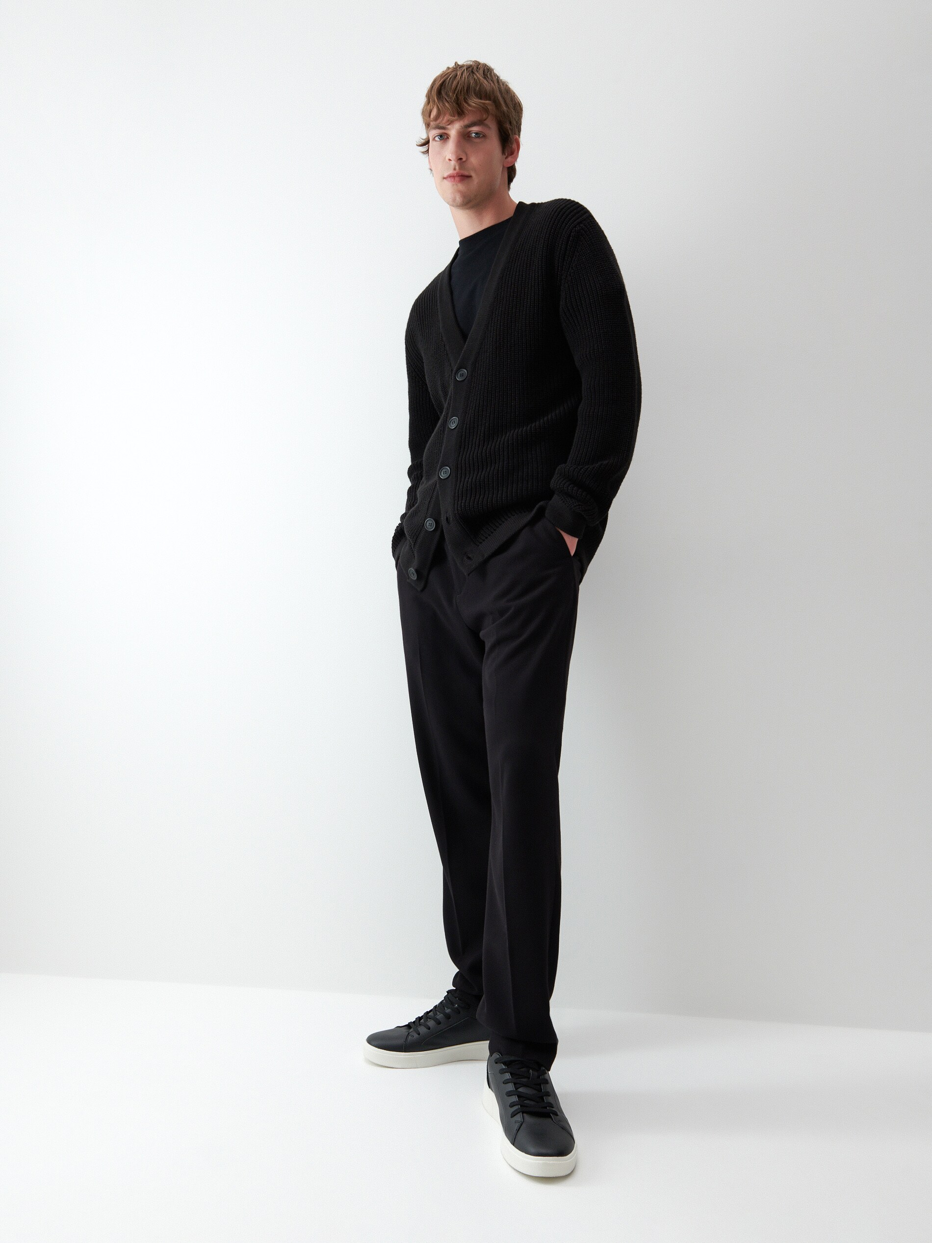 Kardigán klasického strihu