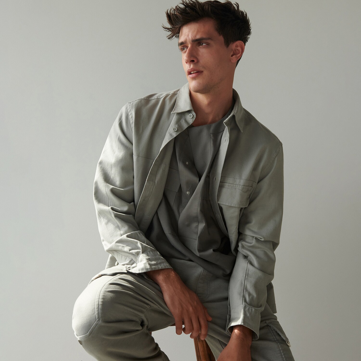 Hladká košeľa s vreckami