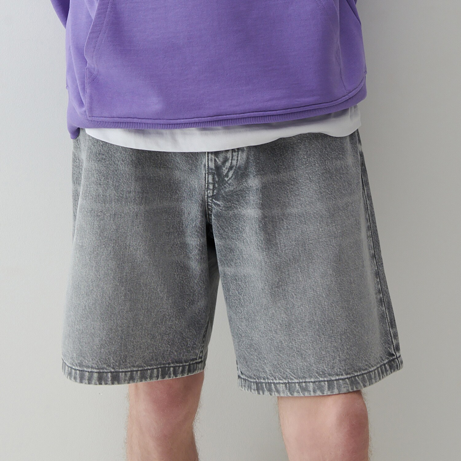 Denimové šortky s príveskom na kľúče