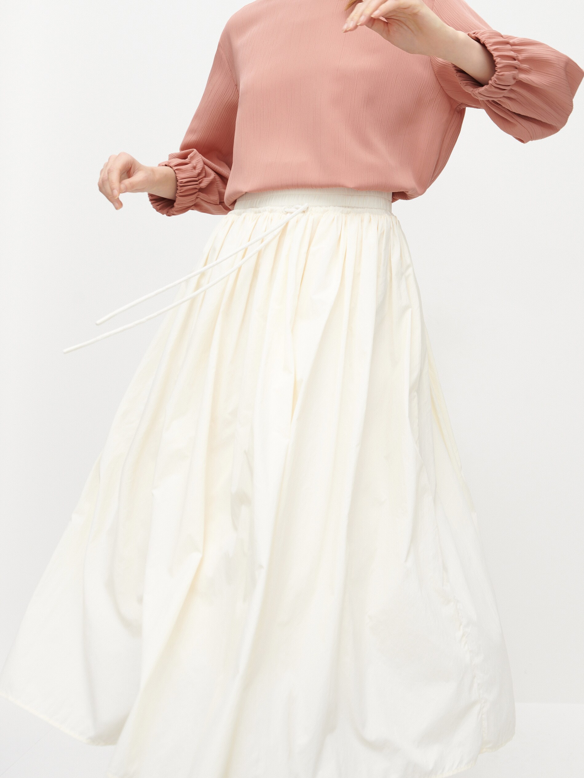 Sukňa z krešovej látky