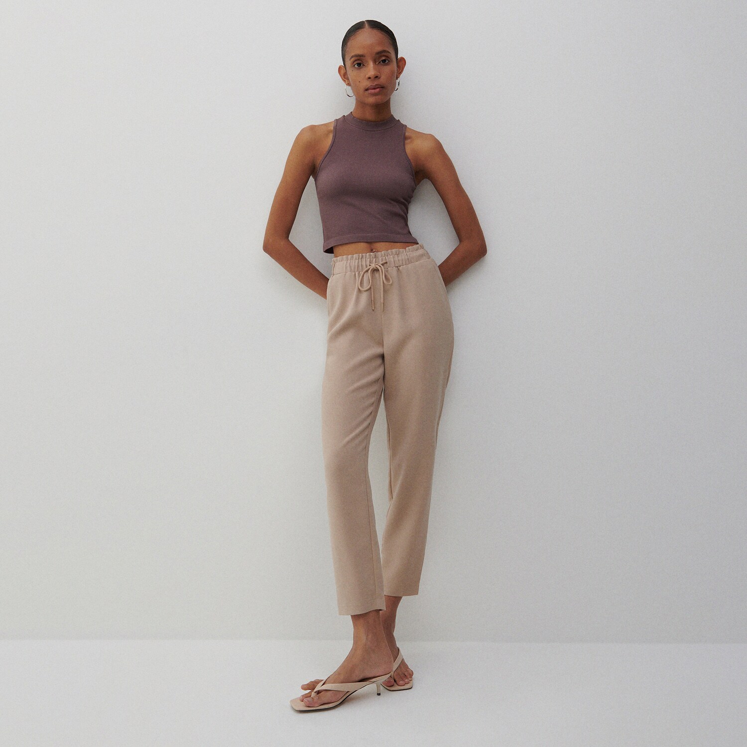 Nohavice zo štruktúrovanej látky