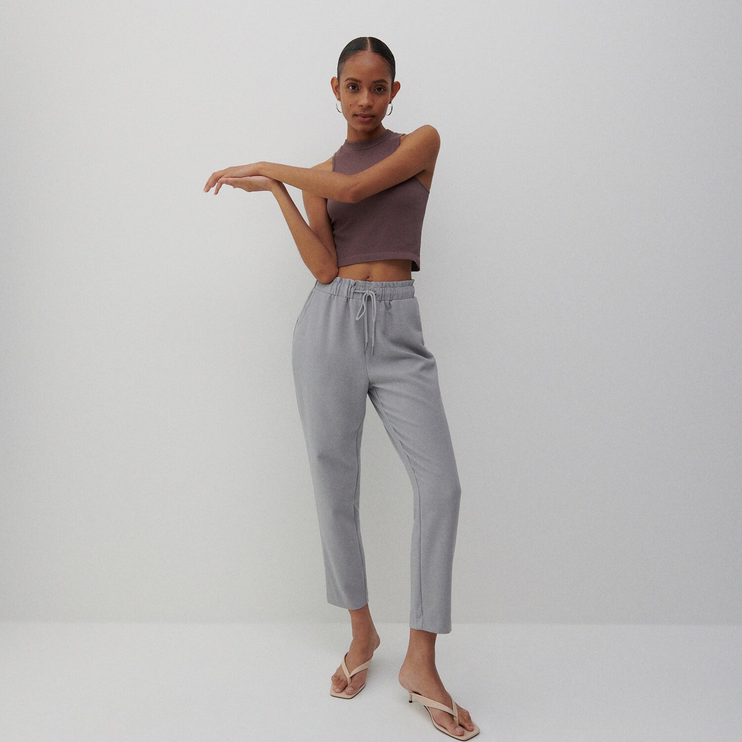 Nohavice zo štruktúrovanej látky