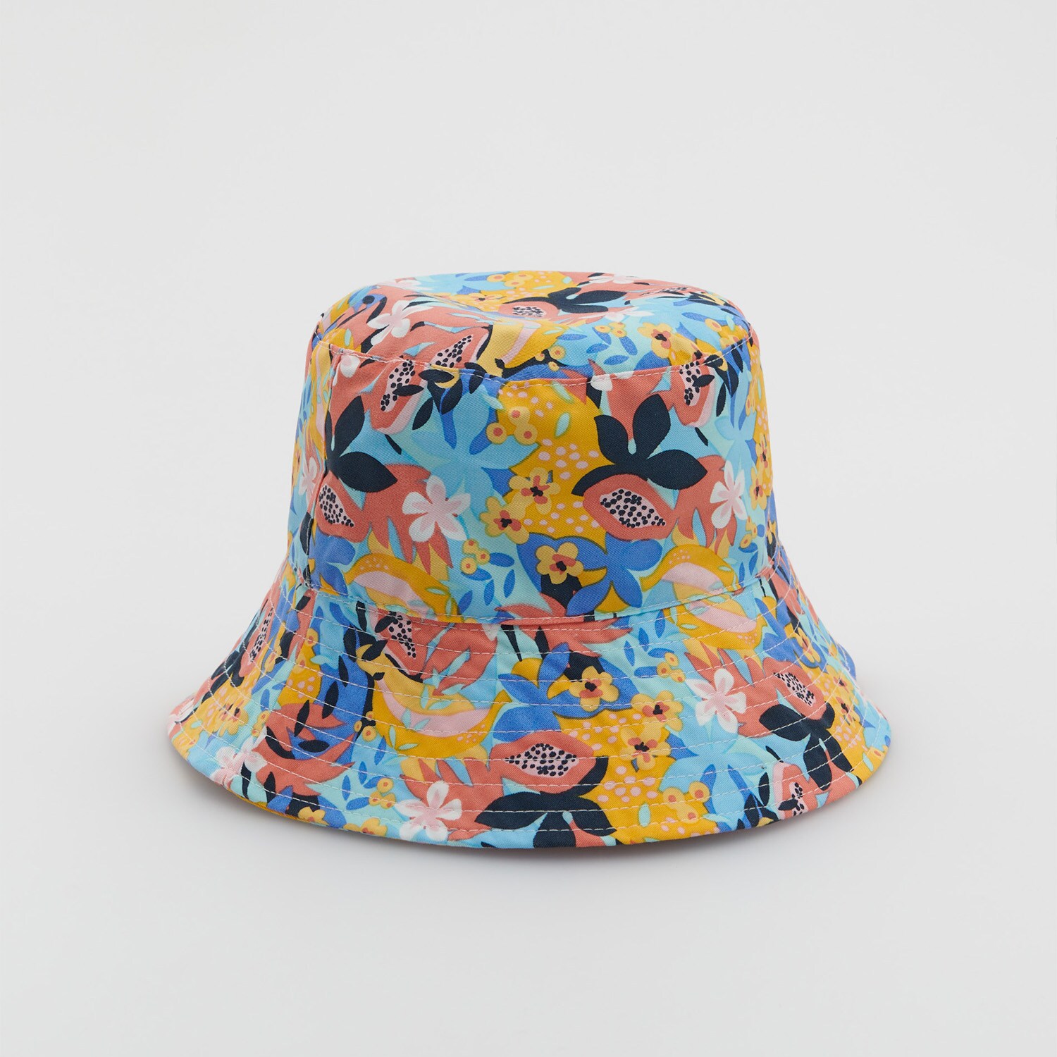 Kvetinový klobúk typu bucket