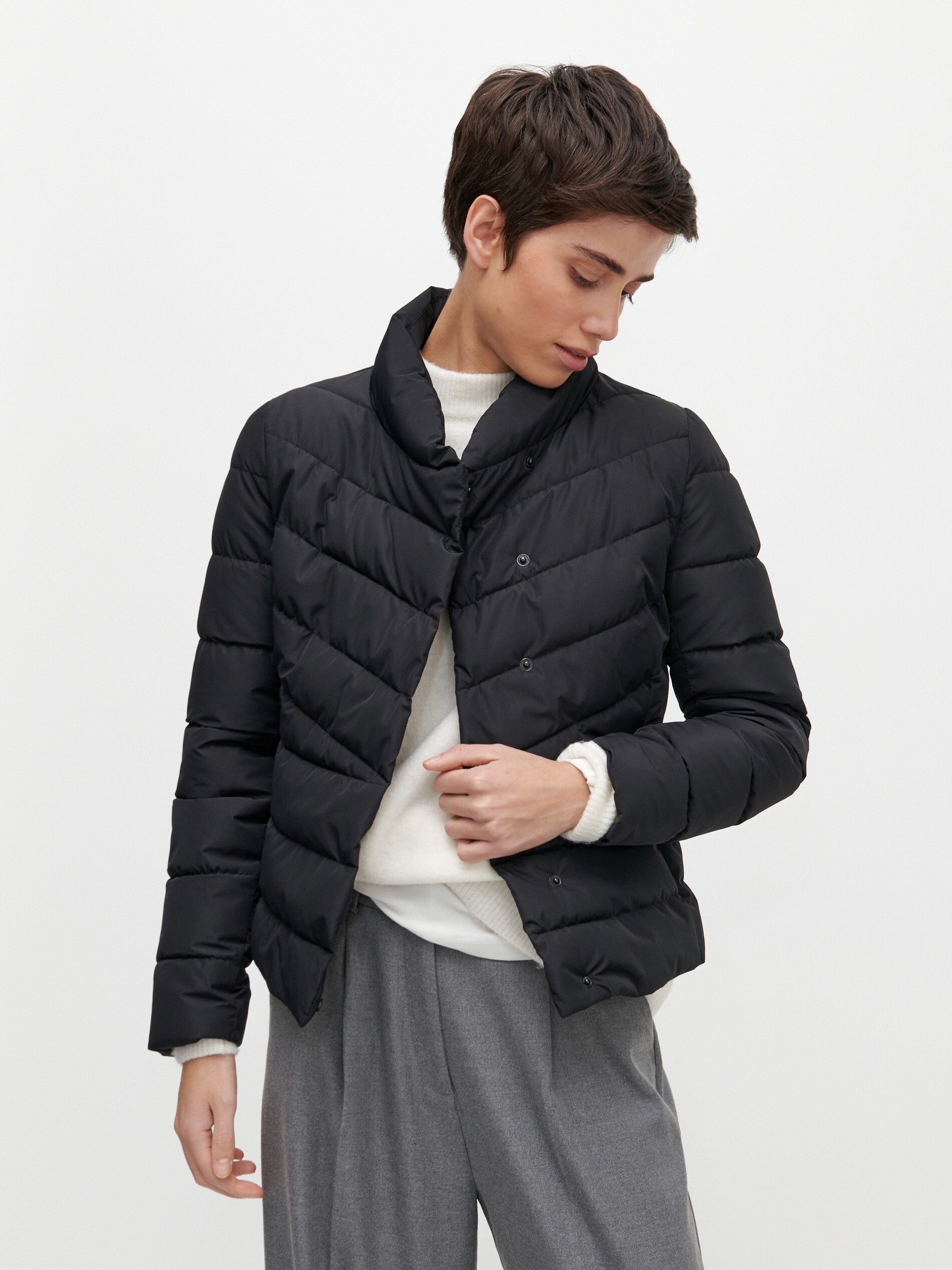 Prešívaná bunda so stojačikom