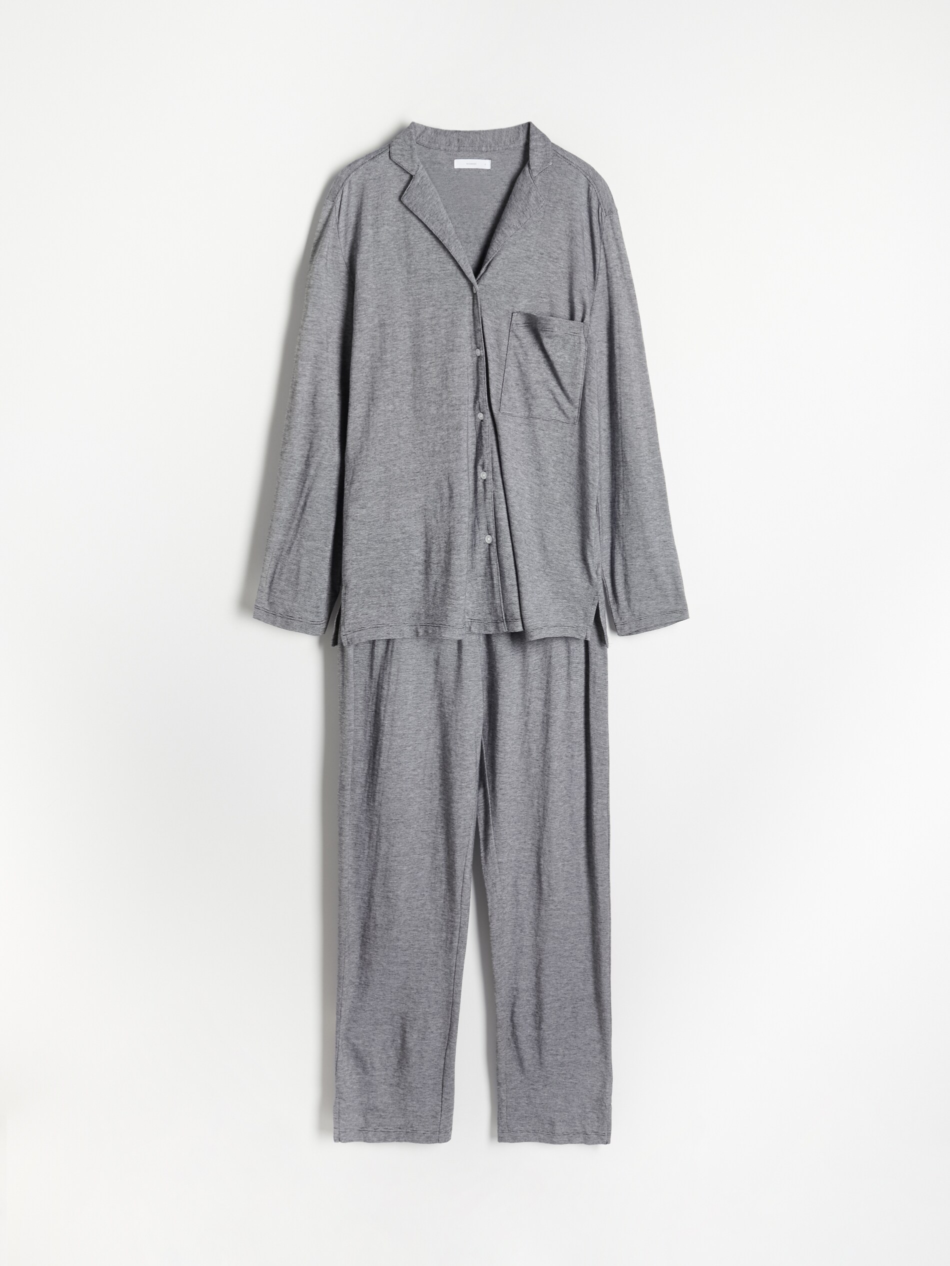 Dvojdielne pyžamo s topom s dlhými rukávmi