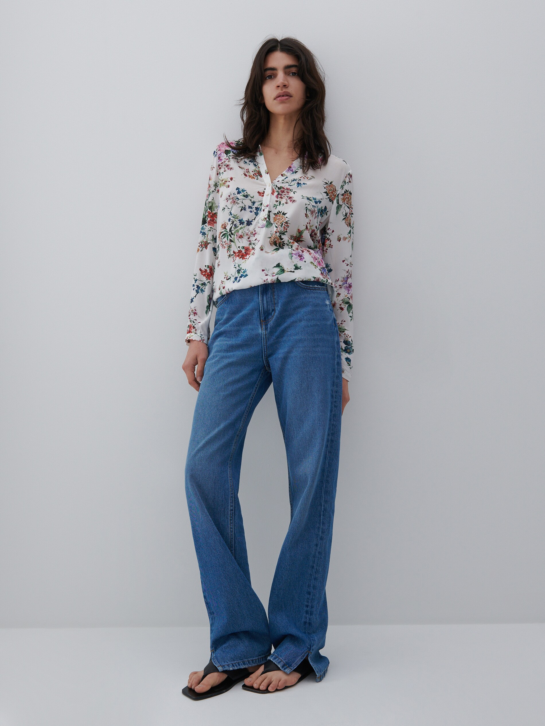 Ľahká kvetovaná košeľa