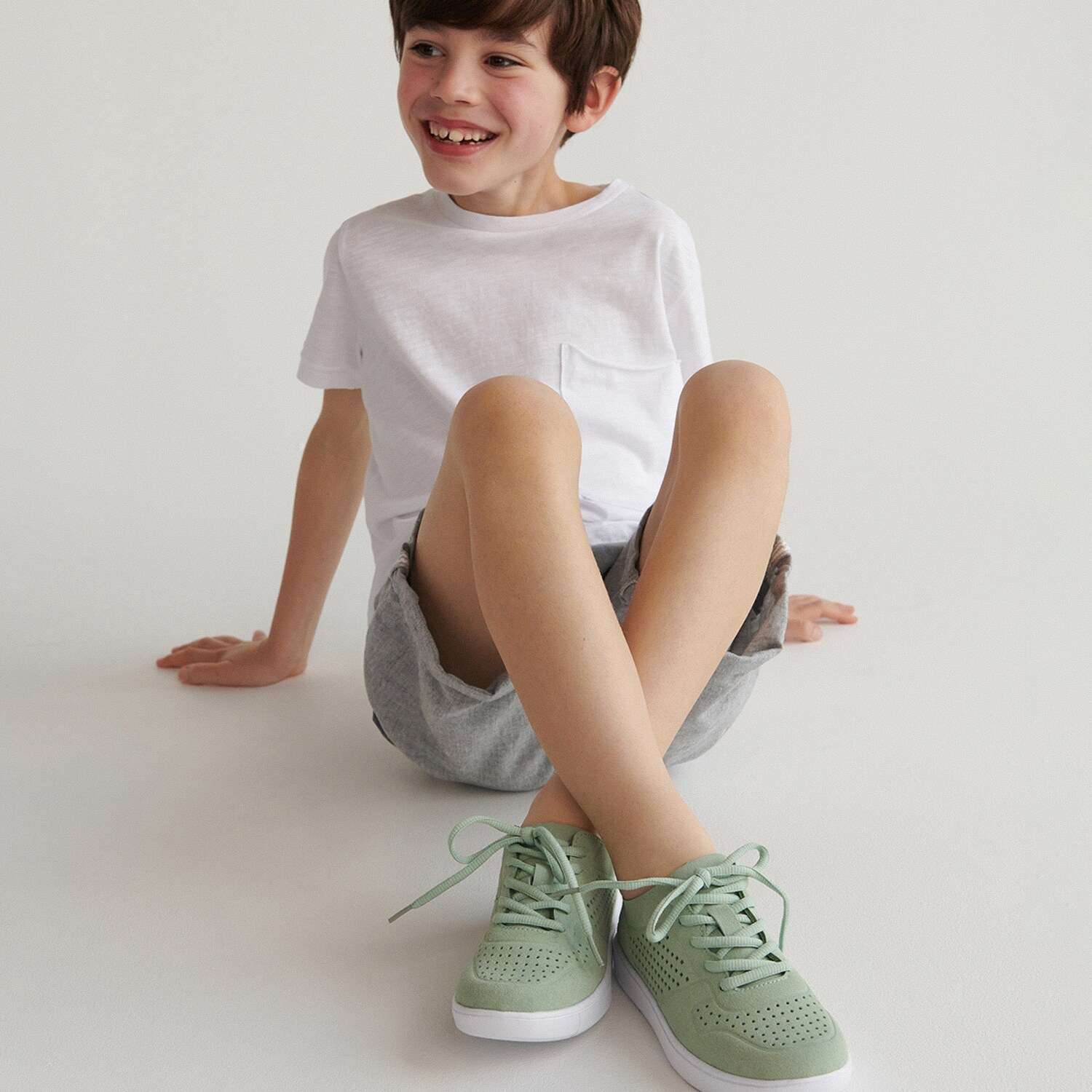 Tenisky z umelého semišu s hrubou podrážkou