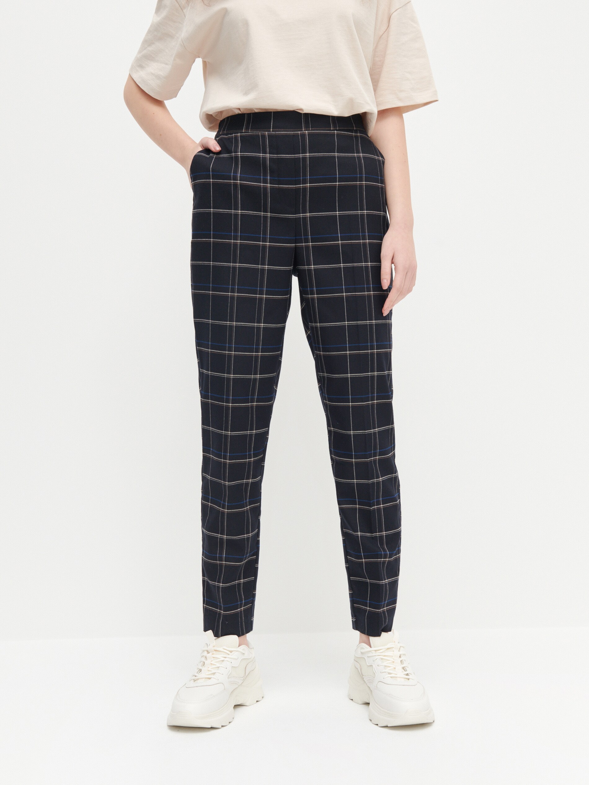 Kárované chino nohavice