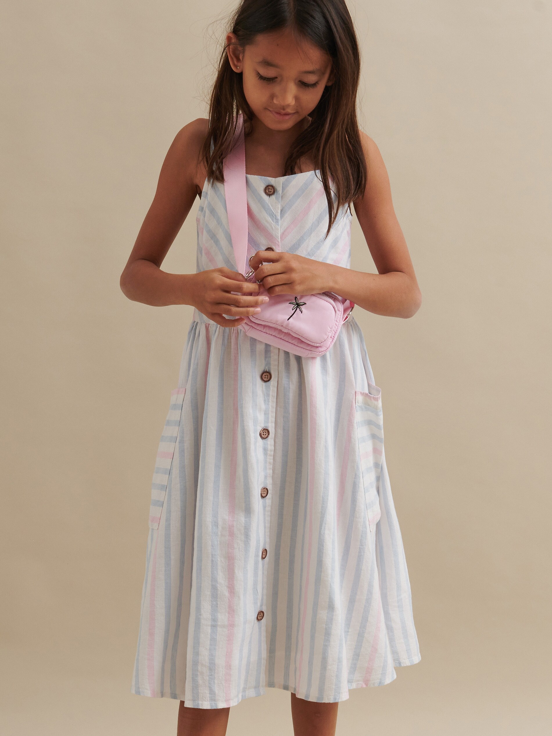 Pásikavé midišaty