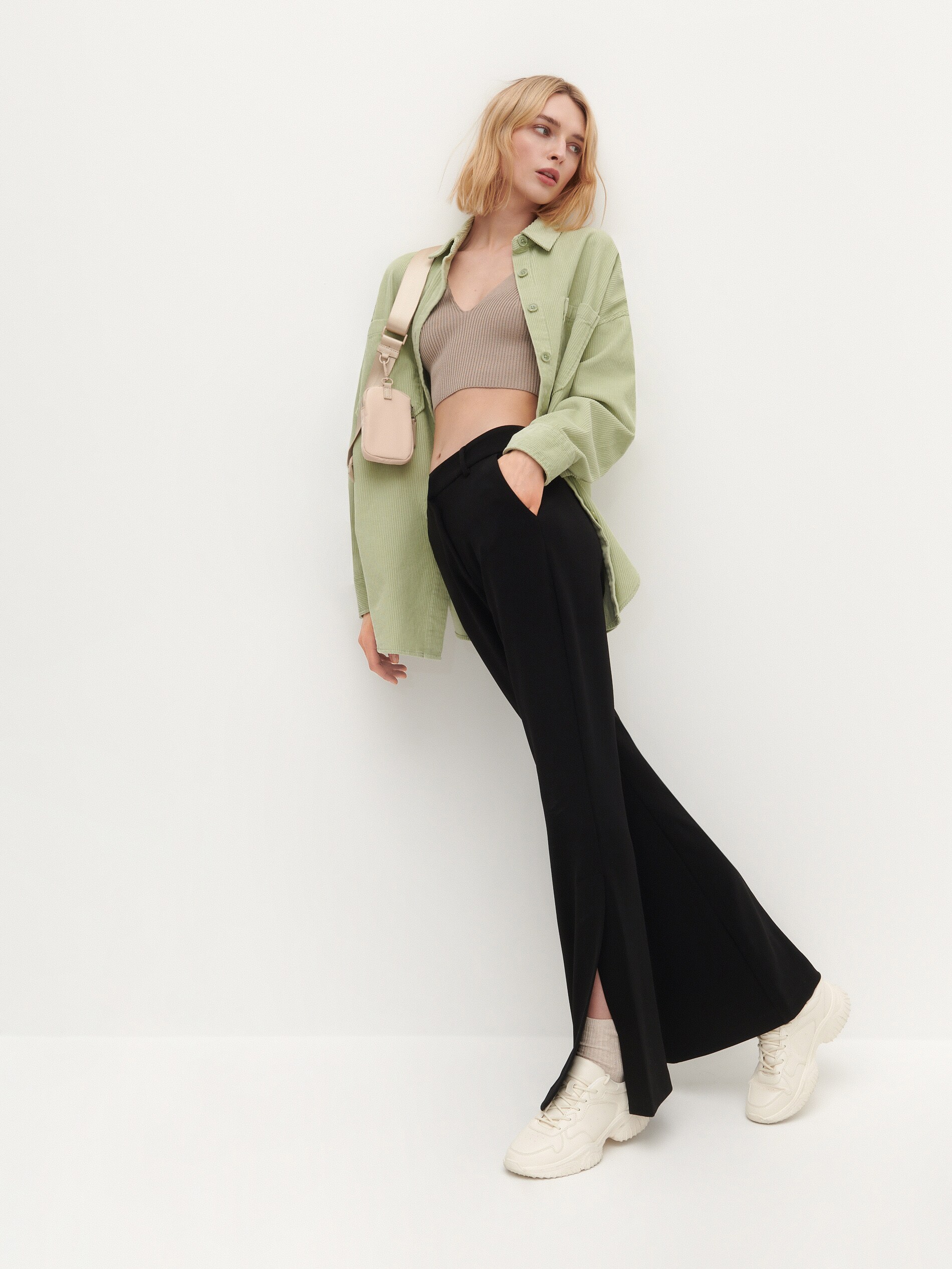 Úpletové nohavice s vysokým pásom