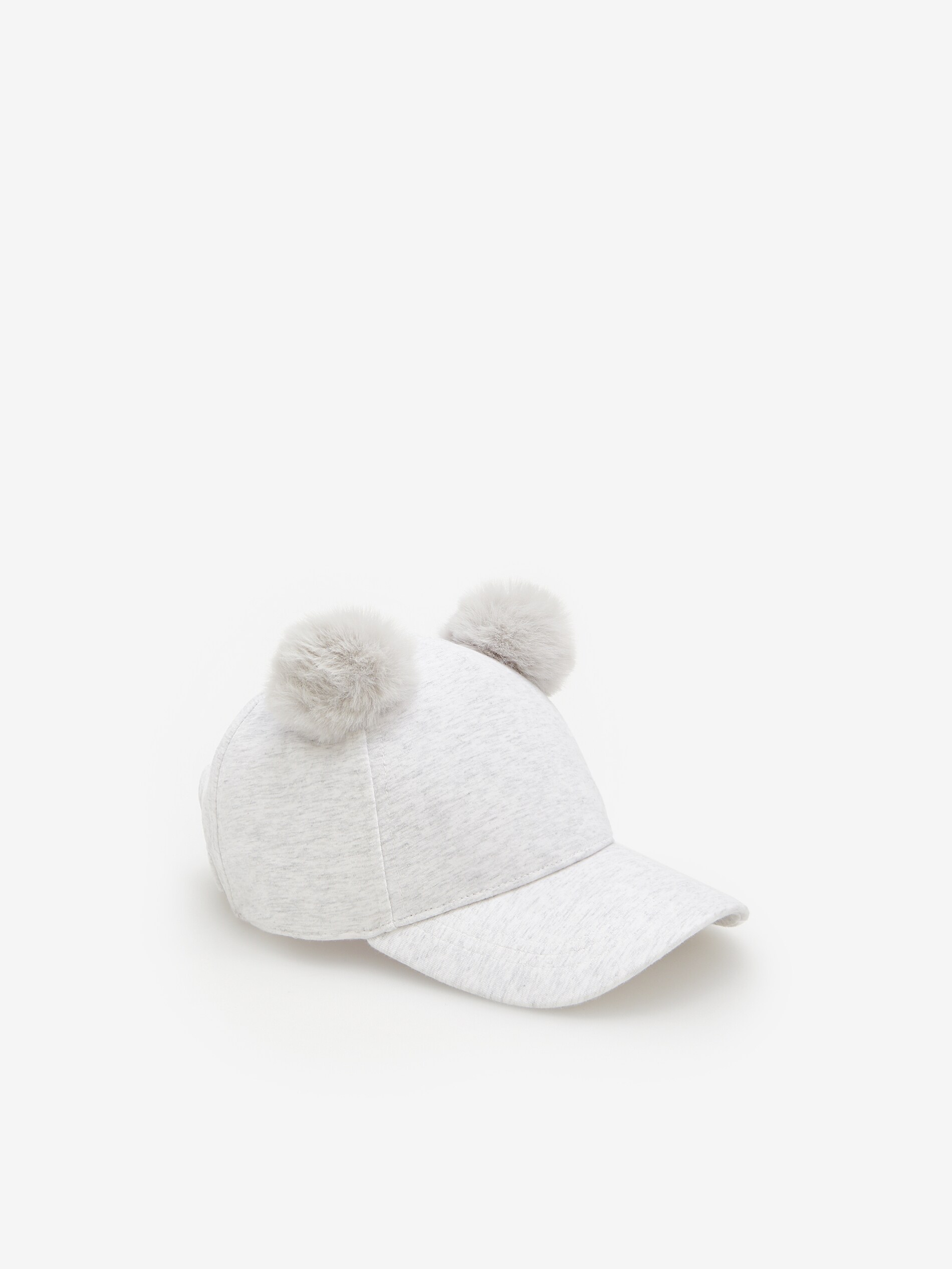 Šiltovka s brmbolcami