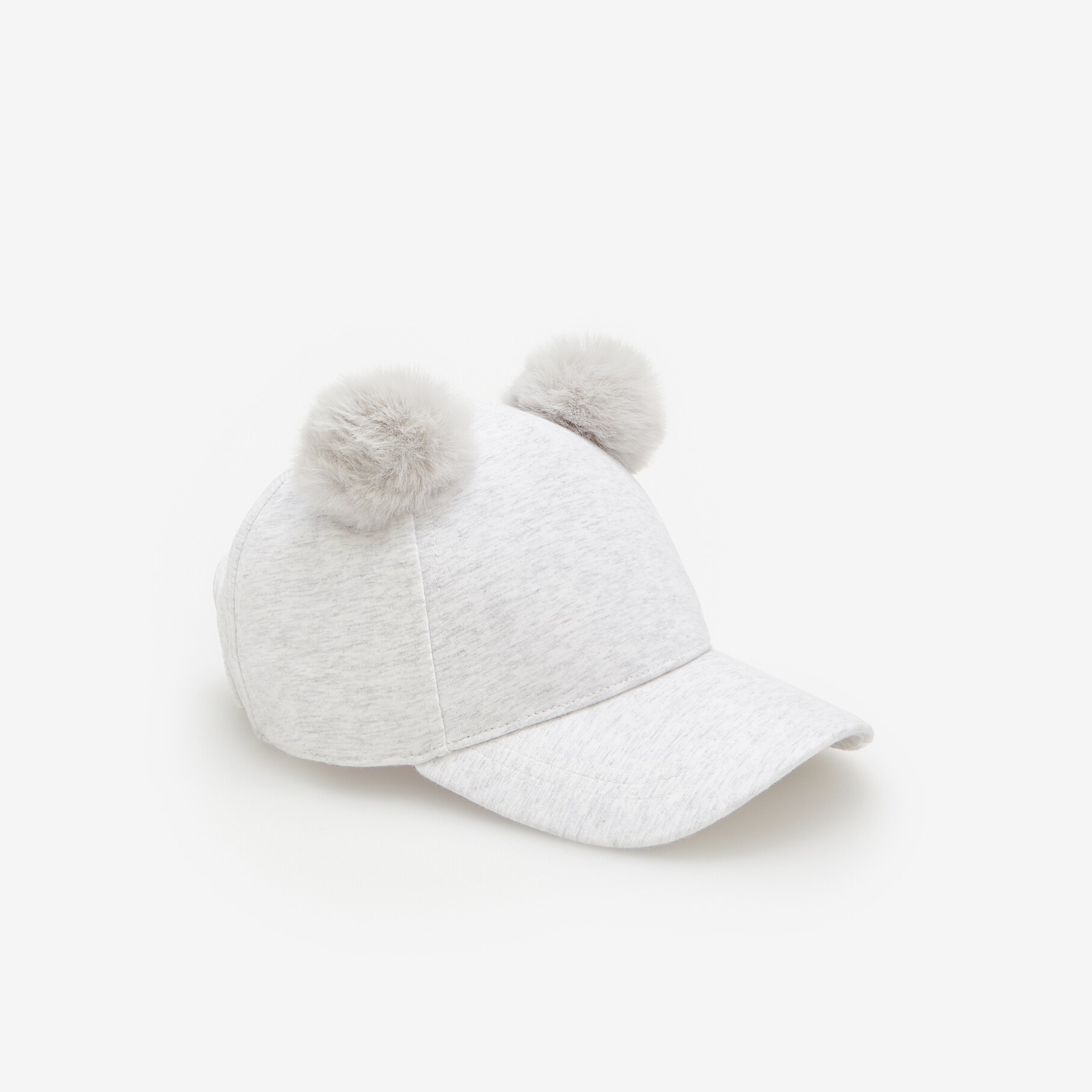 Šiltovka s brmbolcami