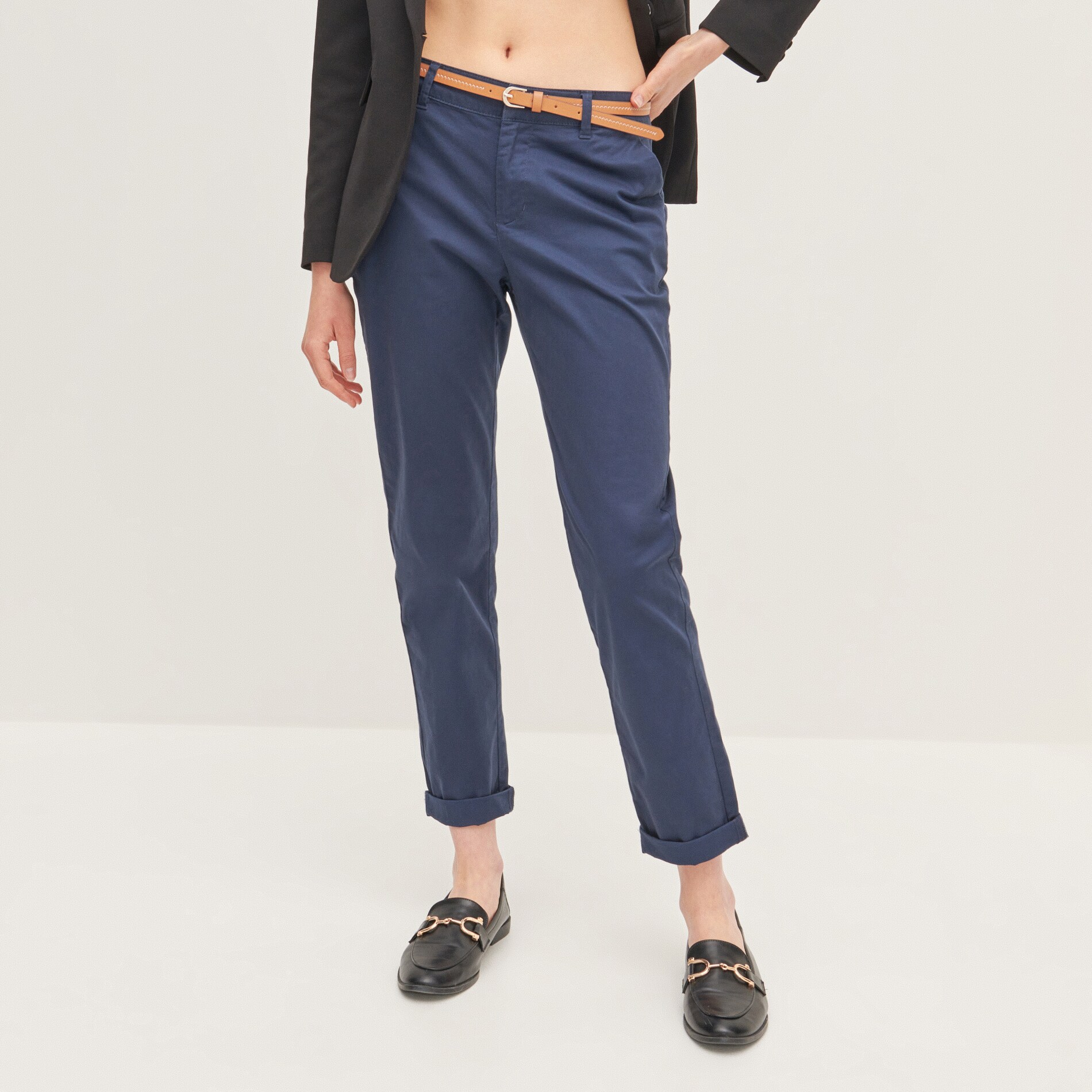 Chino nohavice s opaskom