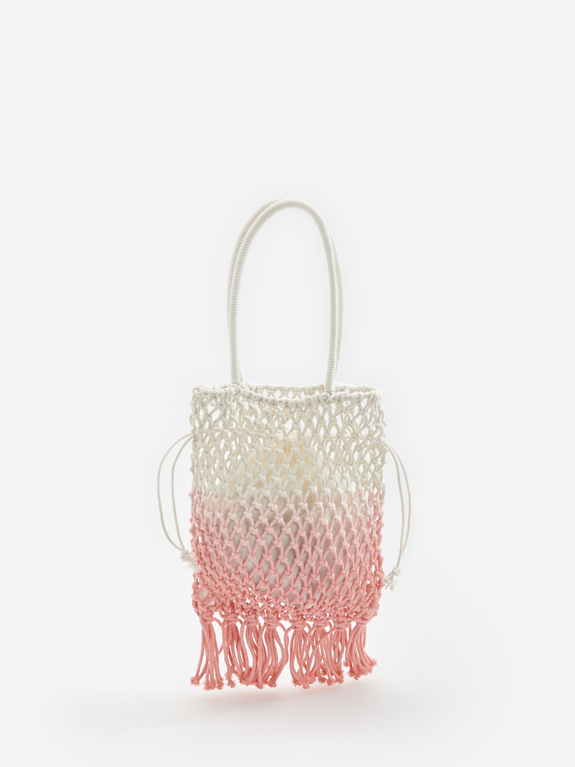 Pletená kabelka so strapcami