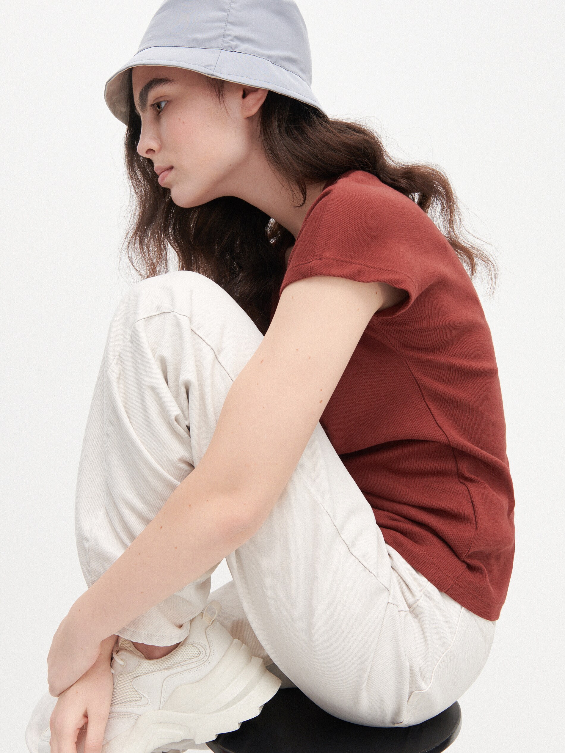 Tričko s véčkovým výstrihom