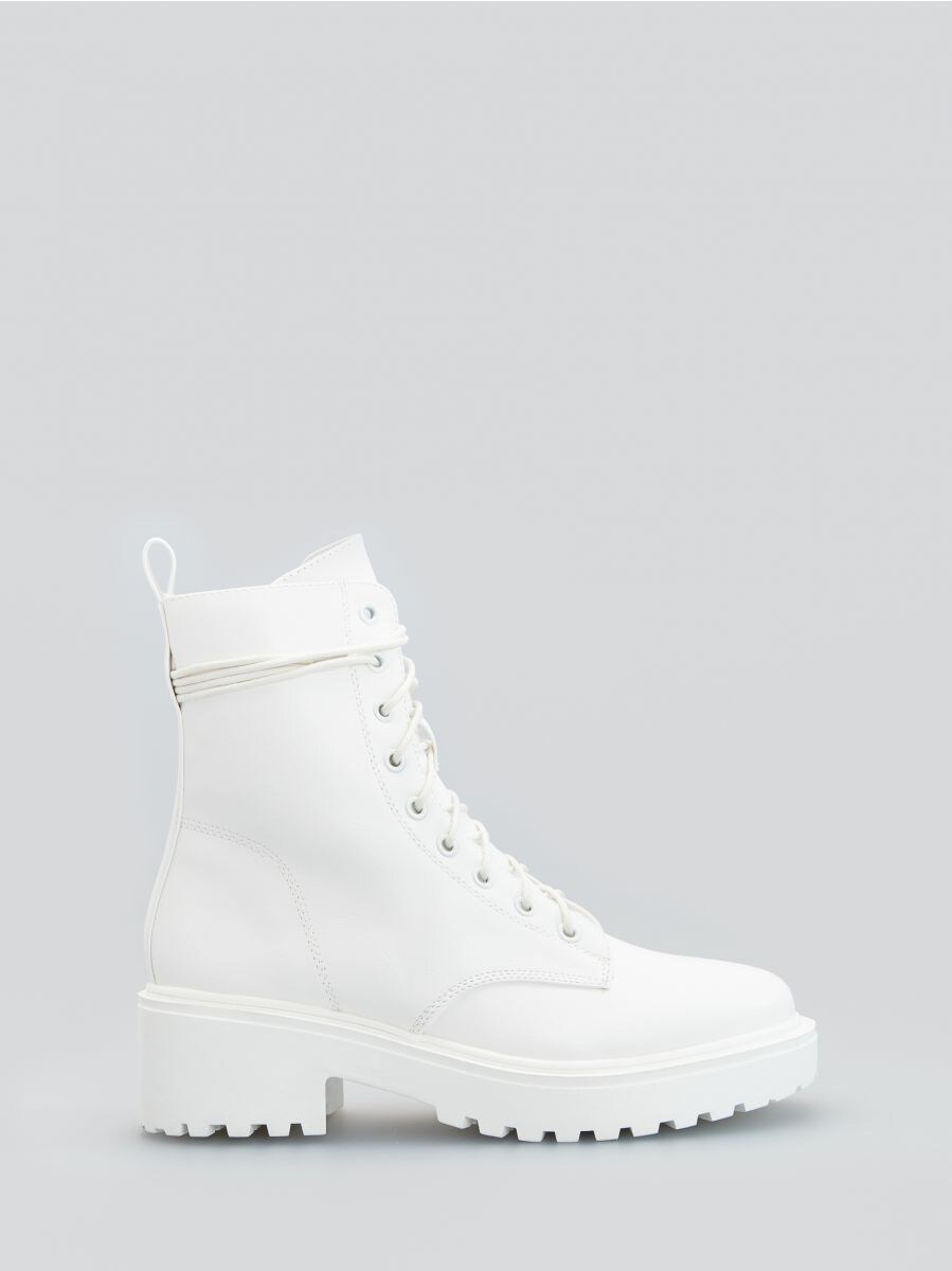 white boots near me