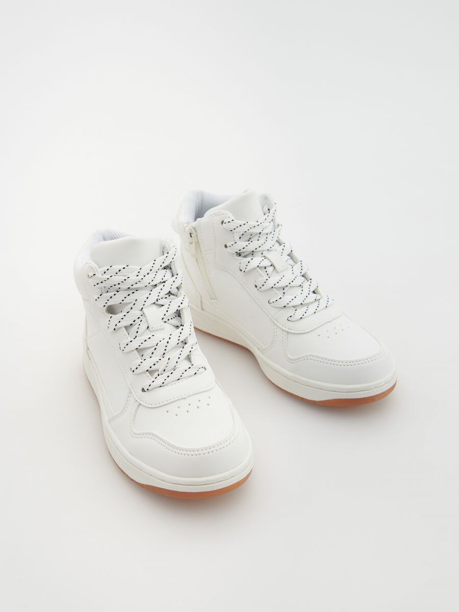 high ankle sneakers