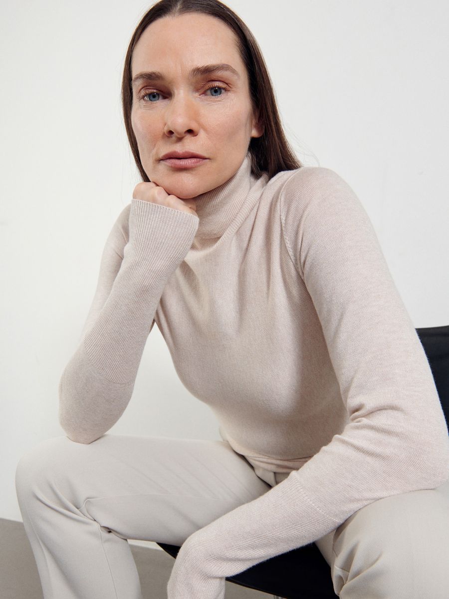 brown puff sleeve sweater