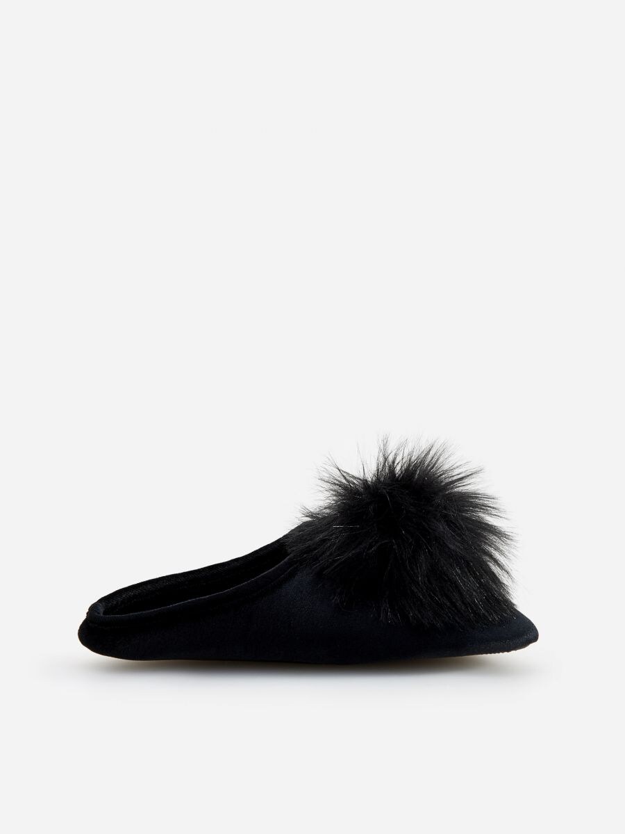 black slippers with pom pom