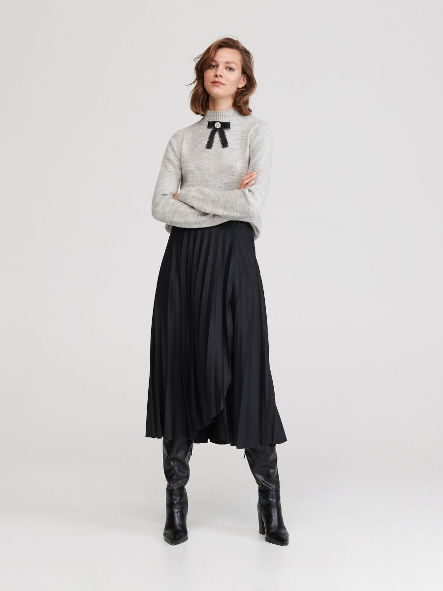 bow neck jumper