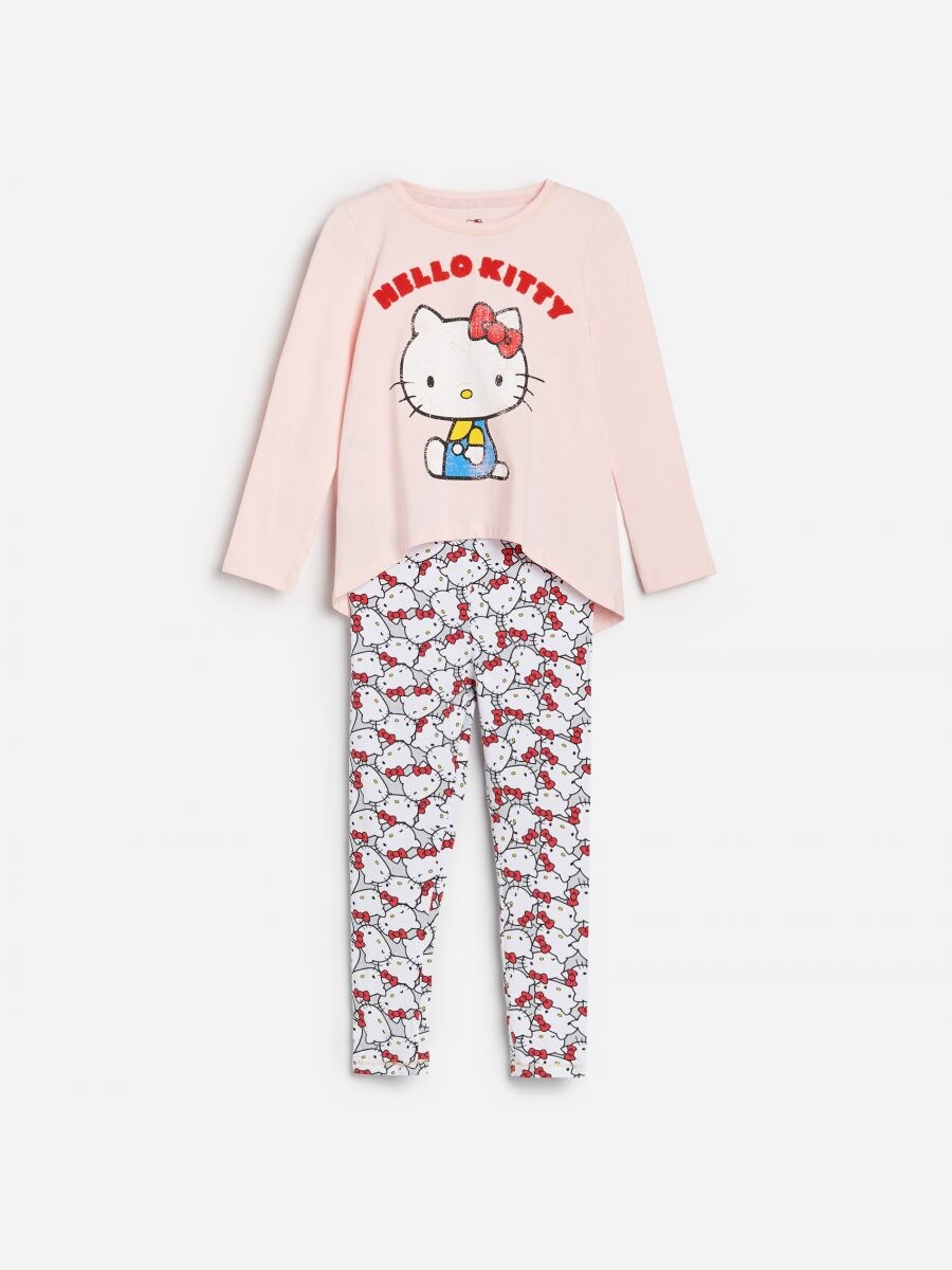 Buy Online Hello Kitty Cotton Pyjama Set Reserved Zm445 03x