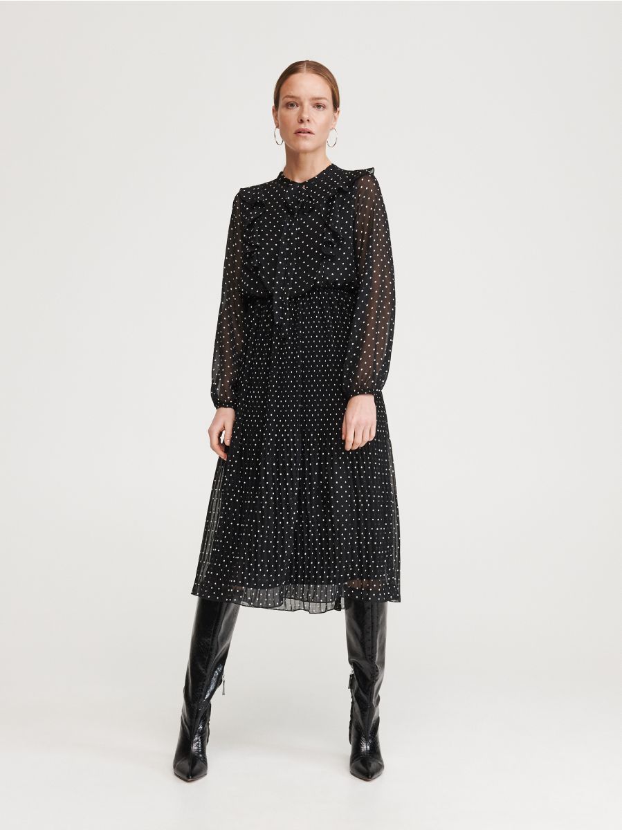 Kleider Online Reserved Kleider Online Reserved