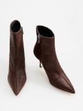 Jetzt shoppen! Ankle Boots aus Leder mit hohem Absatz, RESERVED, WM961 89X Buy online! Leather high heel ankle boots, RESERVED, WM961 89X