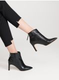 Buy online! Animal print ankle boots, RESERVED, XG271 99X Buy online! Leather high heel ankle boots, RESERVED, WM961 89X