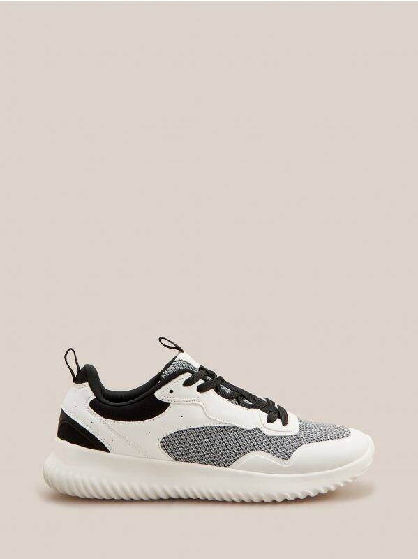 Men`s sneakers - white - UW990-00X - RESERVED